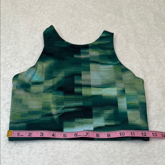 Athleta Green Fitted Crop Tank Top - Picture 5 of 12